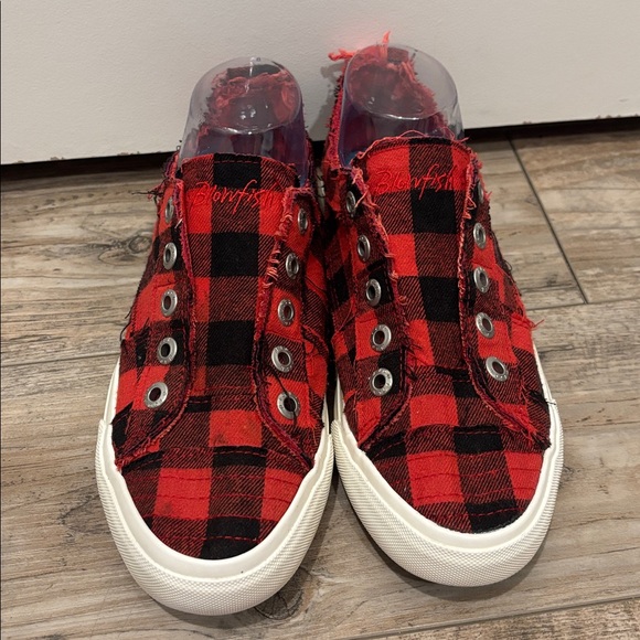 BLOWFISH Malibu Play Red Grand Canyon Buffalo Plaid Slip-On Shoes Womens Size 9 - Picture 2 of 6